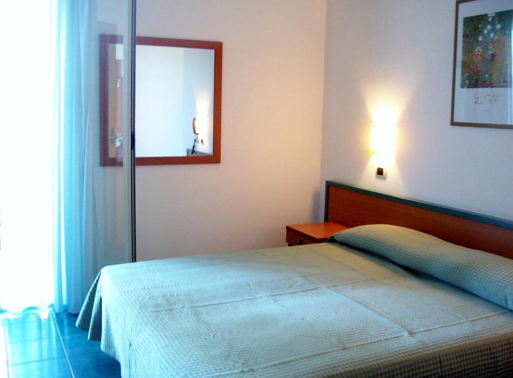 Hotel Sole Giulianova Exterior photo