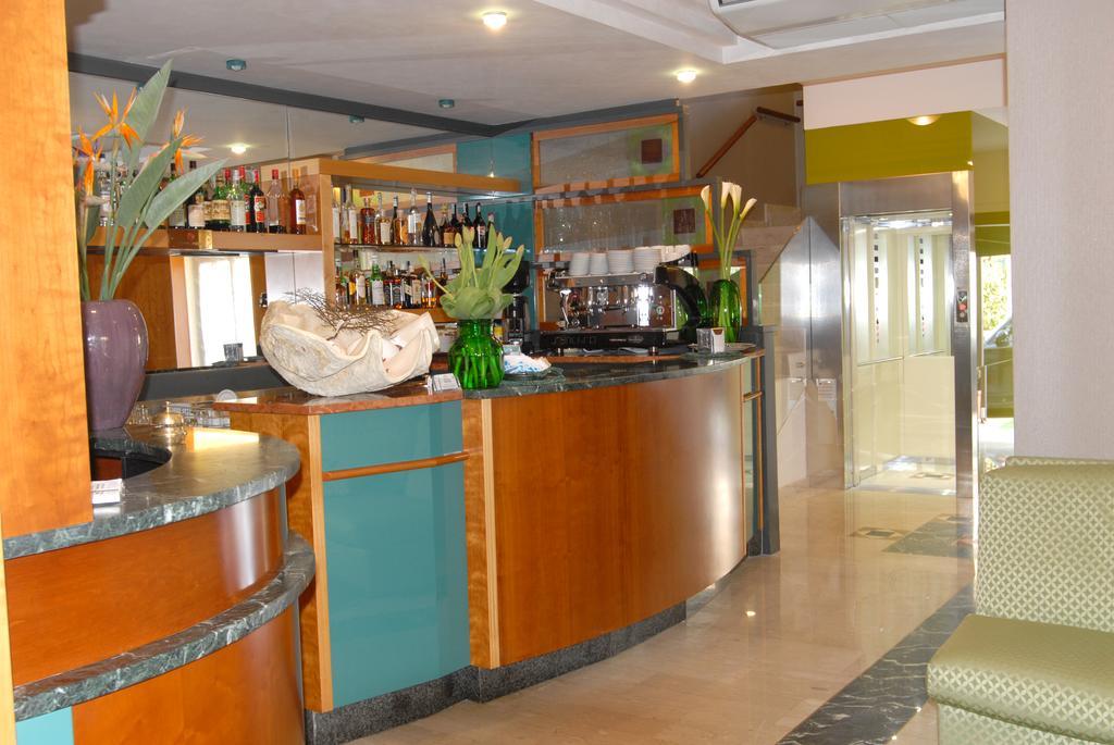 Hotel Sole Giulianova Exterior photo